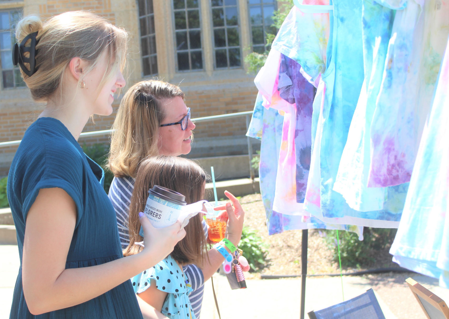 6.9 riverwalk market fair 1.JPG